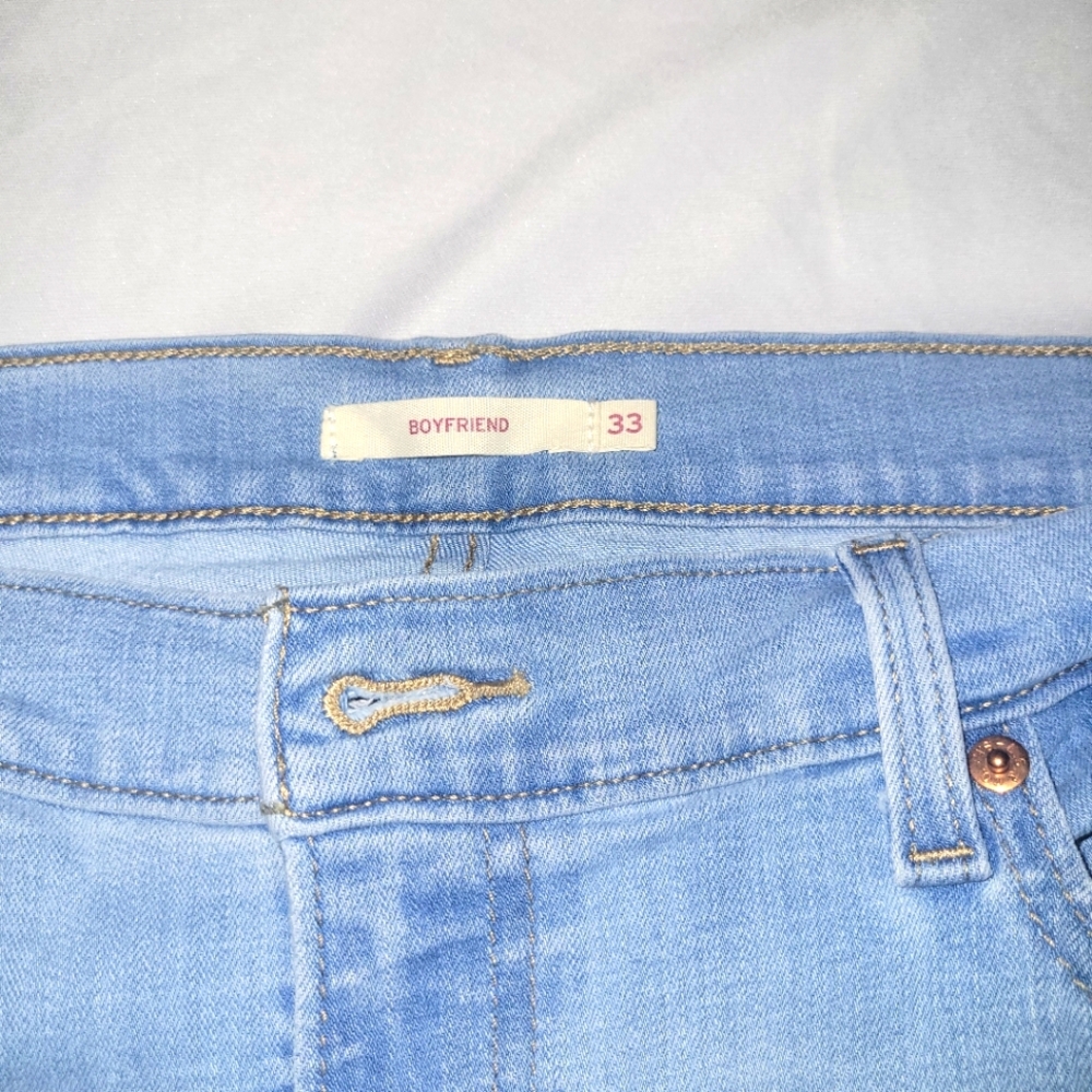 Levi Strauss & Co. Jeans - Picture 4 of 11